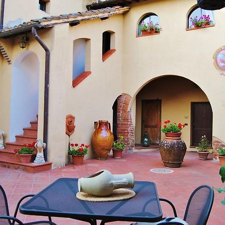 Il Colombaio, Siena -Appartamenti E Camere- Isola d'Arbia Екстер'єр фото