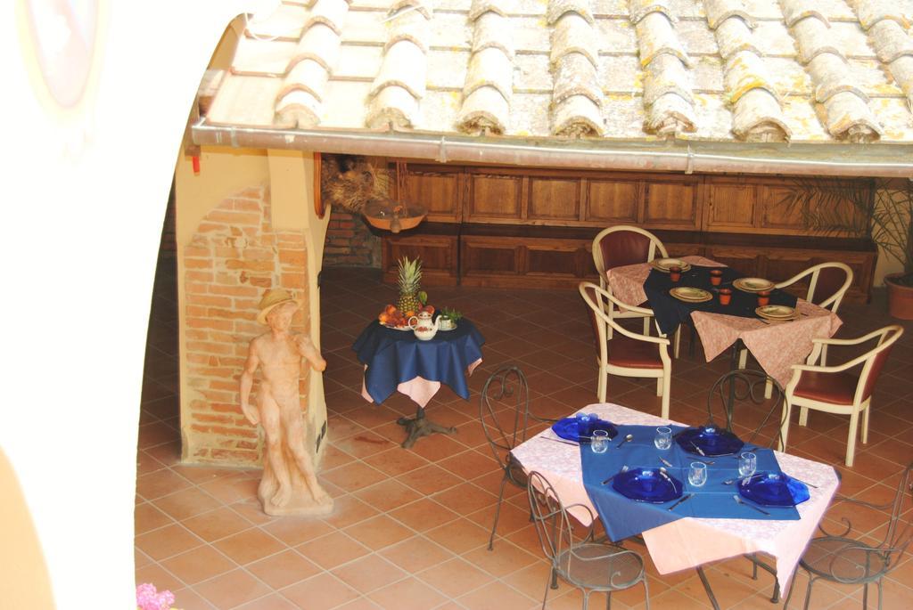 Il Colombaio, Siena -Appartamenti E Camere- Isola d'Arbia Екстер'єр фото