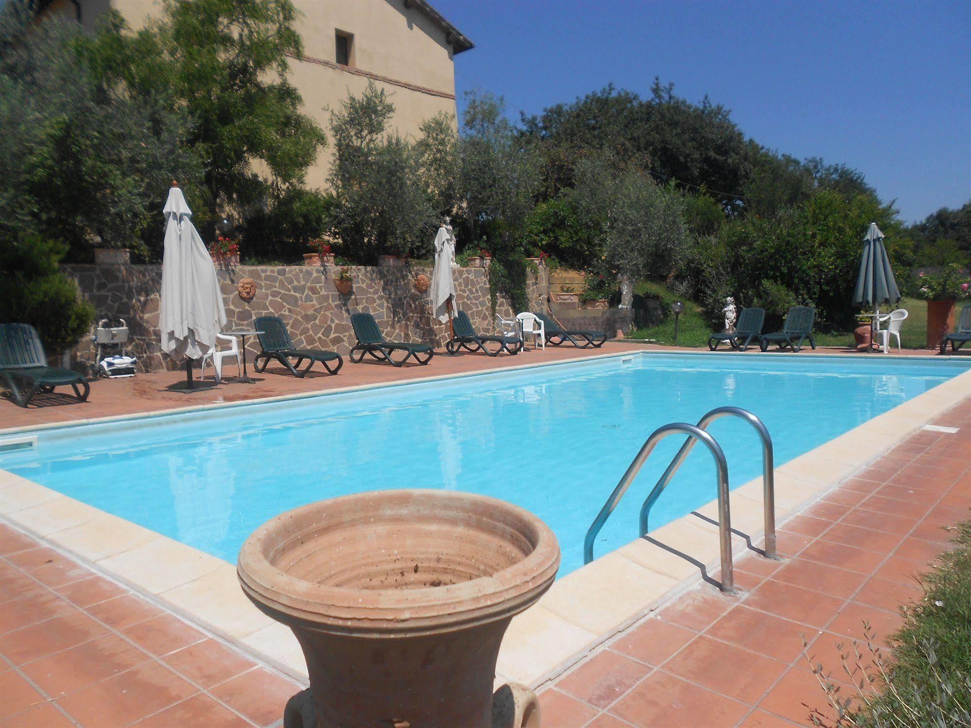 Il Colombaio, Siena -Appartamenti E Camere- Isola d'Arbia Екстер'єр фото